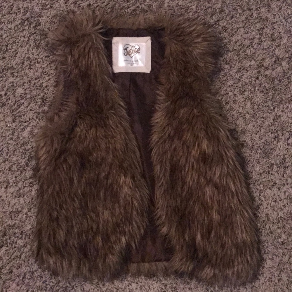 Girls faux fur vest size 10